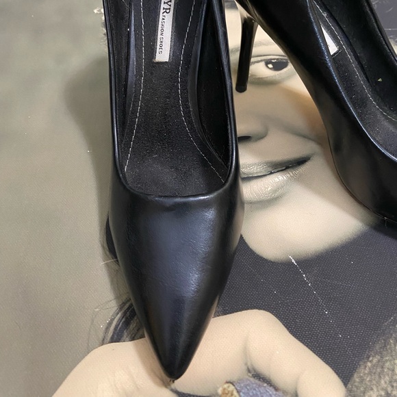 Heels. Size - 230.EUR-37.Measurement shown in the picture in CMS - Picture 6 of 15